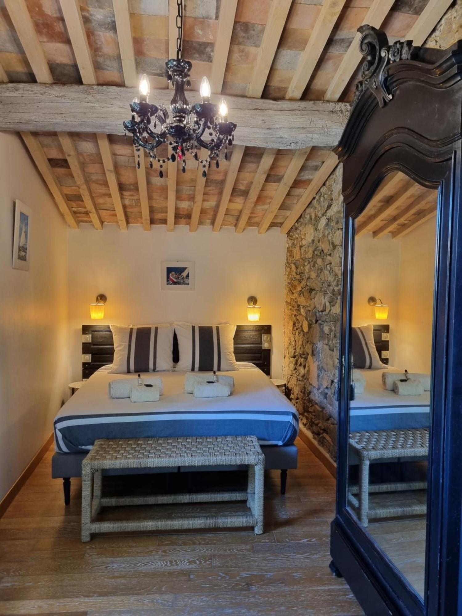 Ferienwohnung Mas De La Petite Jeanne Grimaud Exterior foto